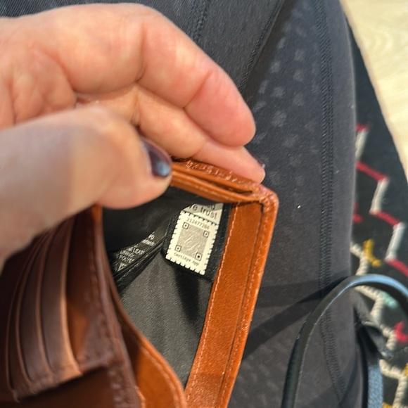 Ted Baker London tan leather bifold wallet. - Picture 8 of 8